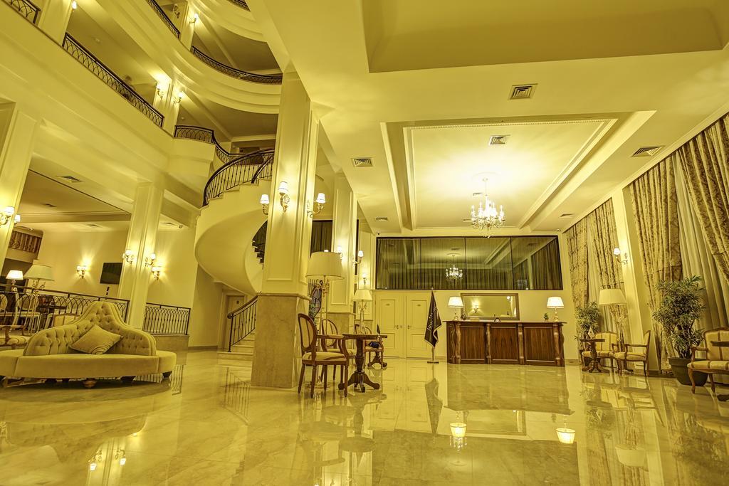 Hotel Garden Pristina Exterior photo